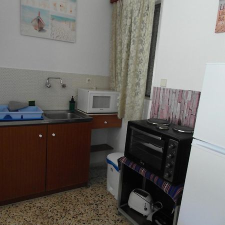 艾利一室公寓 Agia Marina  客房 照片